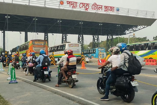 ঈদযাত্রায় পদ্মা সেতুতে সাড়ে ১৫ কোটি টাকা টোল আদায়