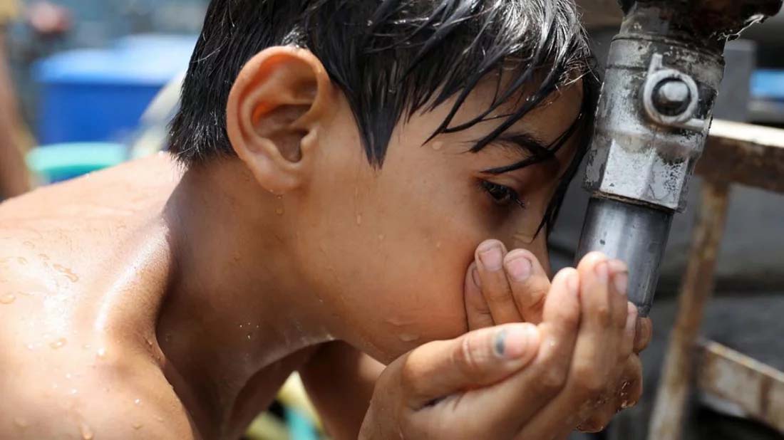 গরমে নাজেহাল দিল্লি