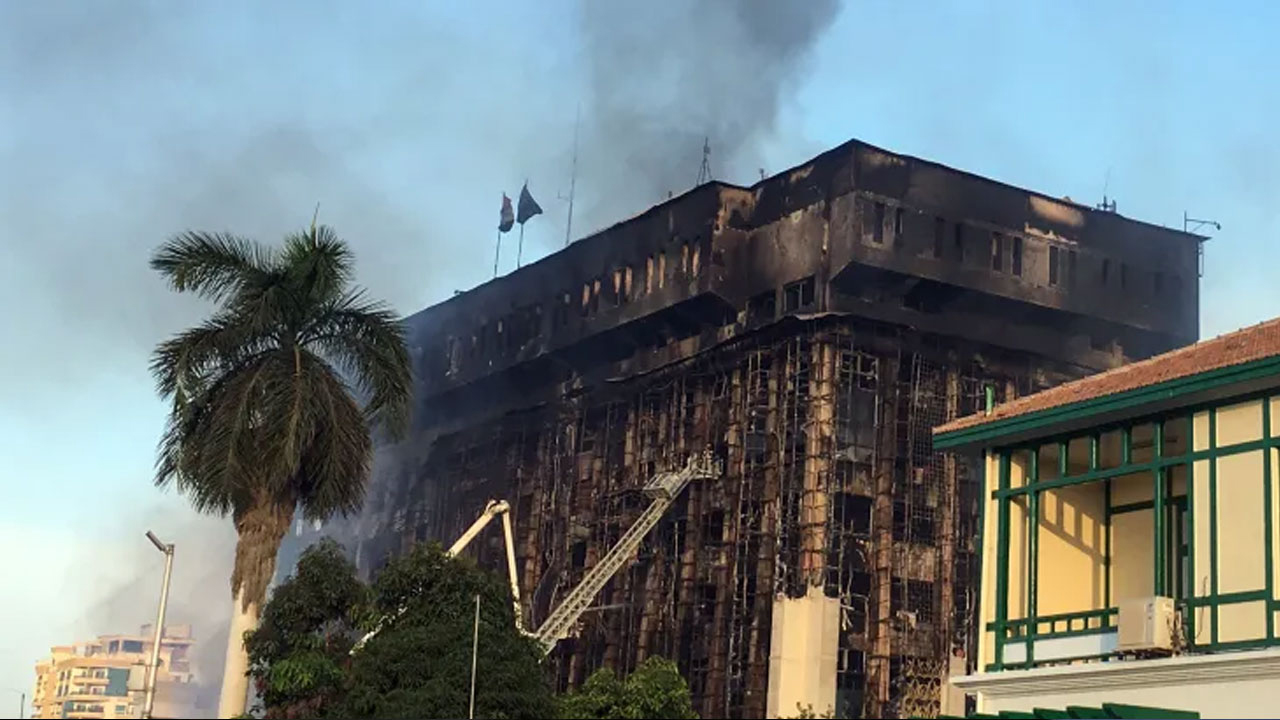 মিশরে পুলিশ কমপ্লেক্সে ভয়াবহ অগ্নিকাণ্ড, আহত ৩৮