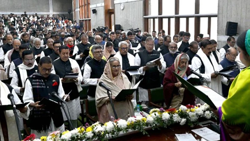 পুরনো চ্যালেঞ্জ নিয়ে নতুন সরকারের যাত্রা, মূল্যস্ফীতি নিয়ন্ত্রণের প্রত্যাশা জনগণের