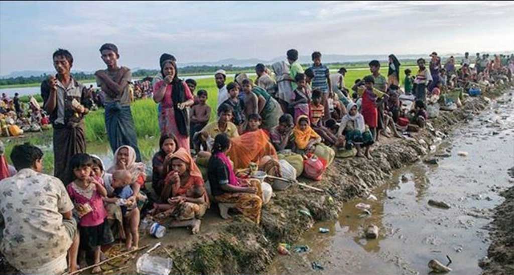 বাংলাদেশে ঢুকতে ফের সীমান্তে অবস্থান রোহিঙ্গাদের