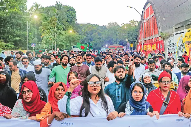 আগরতলা মিশনে ভিসা সেবা বন্ধ করল বাংলাদেশ