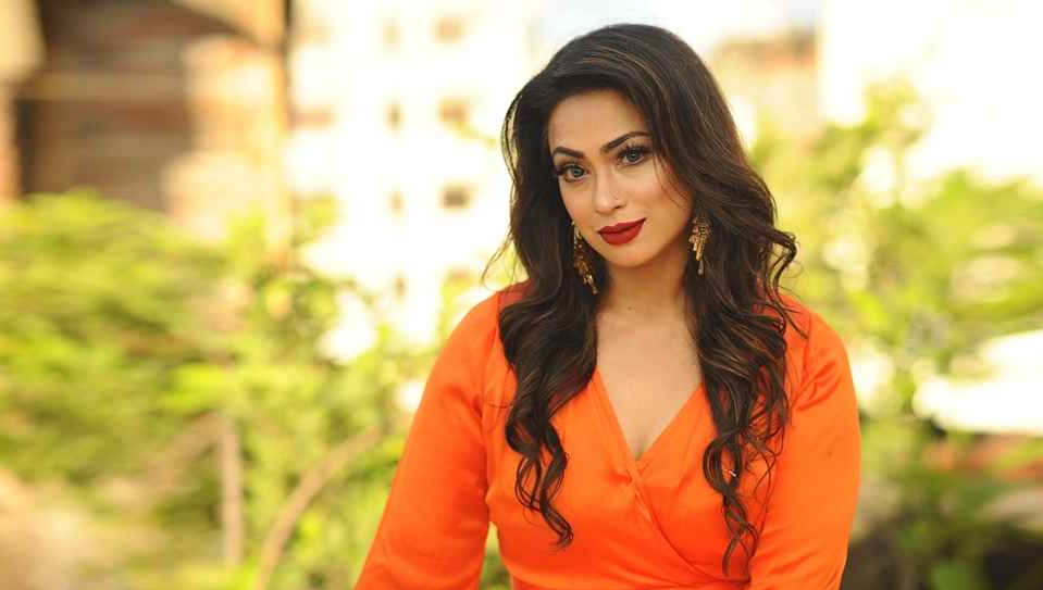 জটিলতা কাটিয়ে ভক্তদের সুখবর দিলেন পপি