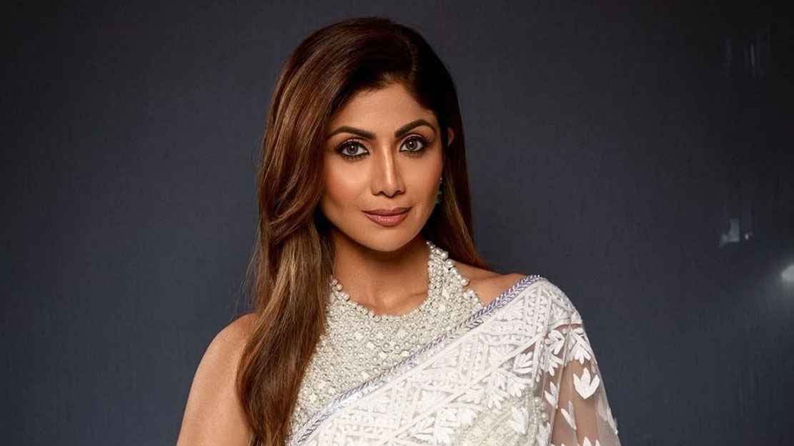 শিল্পা শেঠির রেস্তোরাঁর বিরুদ্ধে মামলা, গ্রেফতার ম্যানেজার