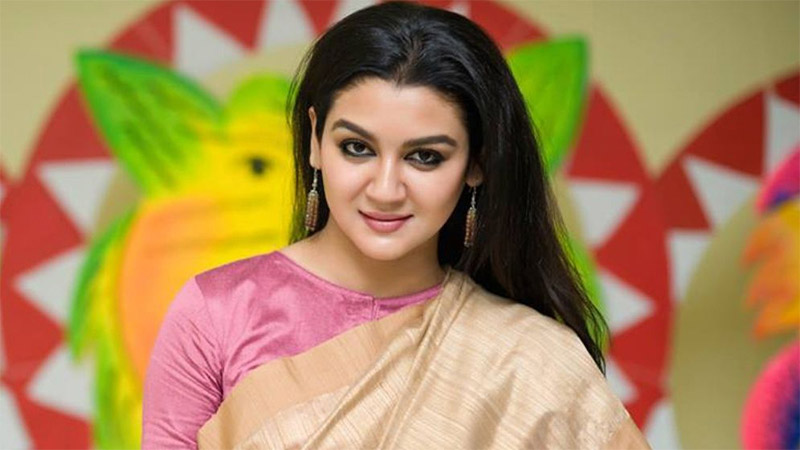 ভাষা শহিদদের স্মরণে জয়া আহসানের আবেগঘন পোস্ট