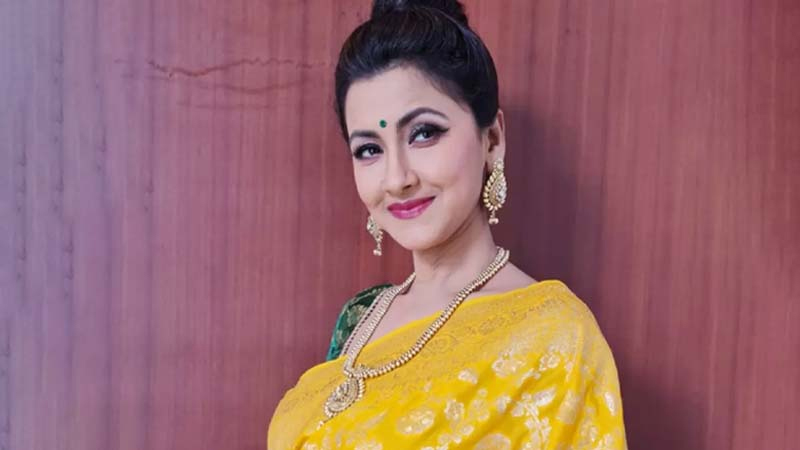সরকার বদল হতেই আইনি বিপাকে রচনা ব্যানার্জি