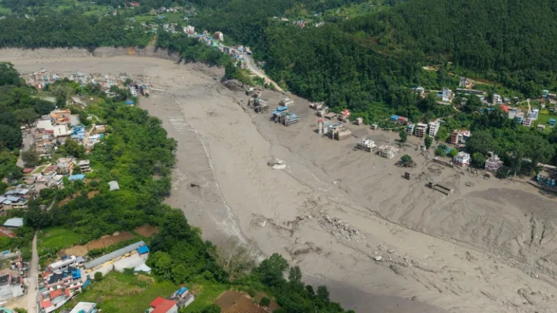 নেপাল ও চীনে ভয়াবহ বন্যা-ভূমিধসে নিহত অন্তত ৩৬২, নিখোঁজ প্রায় ১৫০০