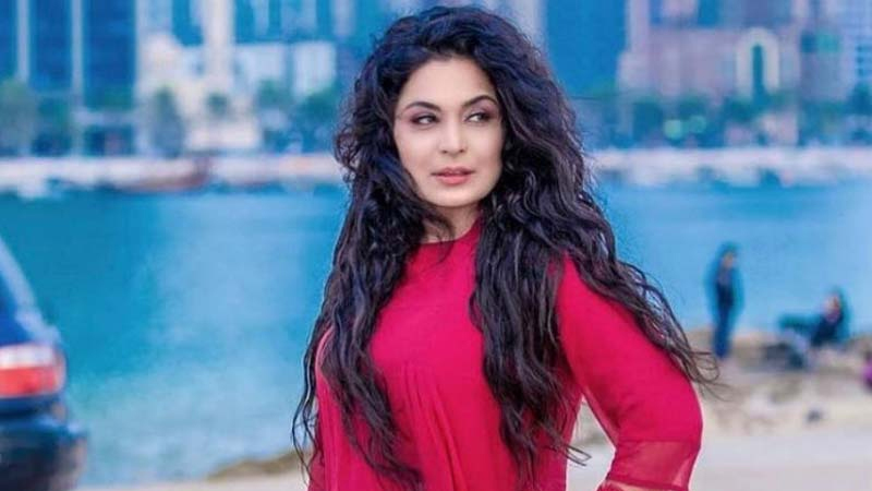 কানাডায় ঢুকতে দেয়া হলো না অভিনেত্রী মীরাকে