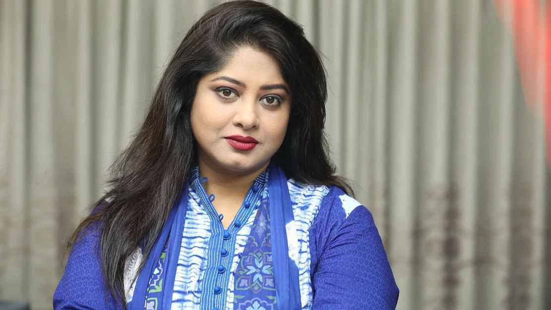 যুক্তরাষ্ট্রের গ্রিন কার্ড পেলেন চিত্রনায়িকা মৌসুমী