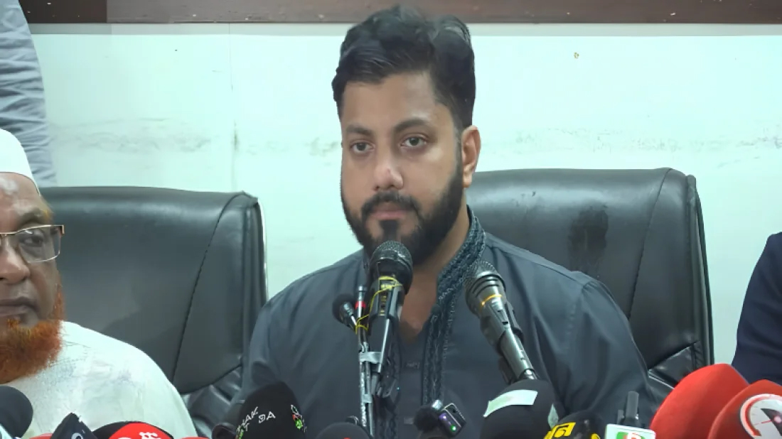 প্রতিমন্ত্রীর পদ থেকে পদত্যাগ করলেন ইশরাক হোসেন
